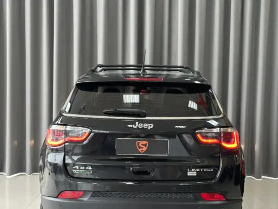 JEEP-COMPASS-2.0 16V DIESEL LIMITED 4X4 AUTOMÁTICO JEEP-COMPASS-2020