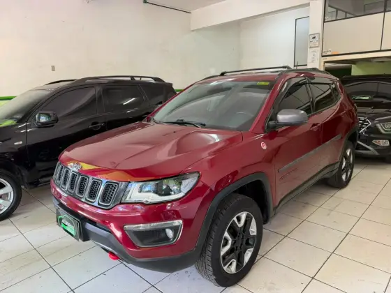 JEEP COMPASS 2.0 16V DIESEL TRAILHAWK 4X4 AUTOMÁTICO JEEP COMPASS 2.0 16V DIESEL TRAILHAWK 4X4 AUTOMÁTICO
