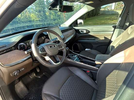 JEEP-COMMANDER-2.0 HURRICANE 4 TURBO GASOLINA OVERLAND AT9 JEEP-COMMANDER-2024