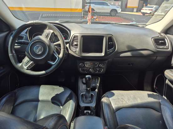 JEEP-COMPASS-2.0 16V DIESEL LONGITUDE 4X4 AUTOMÁTICO JEEP-COMPASS-2018