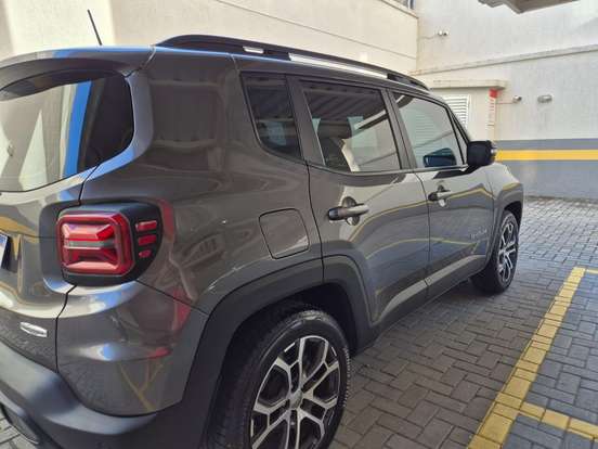 JEEP-RENEGADE-2022
