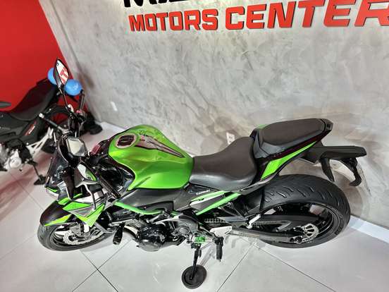 KAWASAKI-Z900 KAWASAKI-Z900-2022