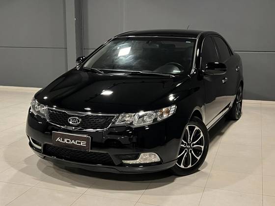 KIA CERATO 1.6 SX3 16V GASOLINA 4P AUTOMÁTICO