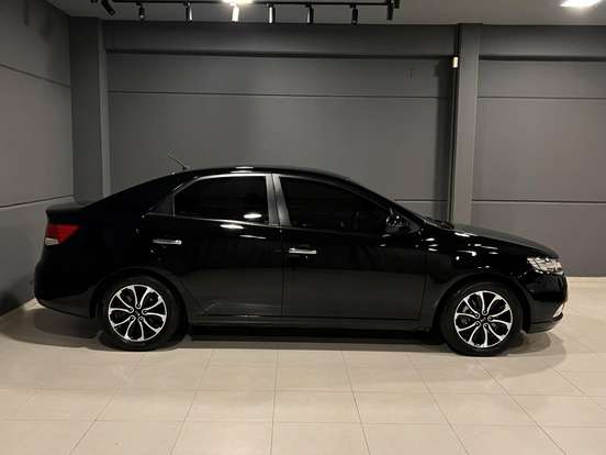 KIA-CERATO-2012