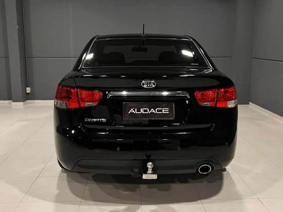 KIA-CERATO-2012