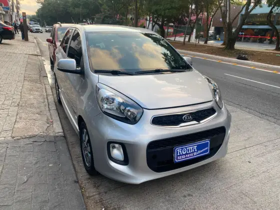 KIA PICANTO 1.0 EX 12V FLEX 4P AUTOMÁTICO KIA PICANTO 1.0 EX 12V FLEX 4P AUTOMÁTICO