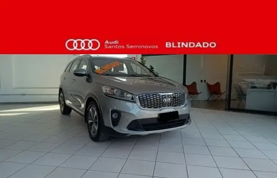 KIA SORENTO 2.4 16V GASOLINA EX 7L AUTOMÁTICO KIA SORENTO 2.4 16V GASOLINA EX 7L AUTOMÁTICO