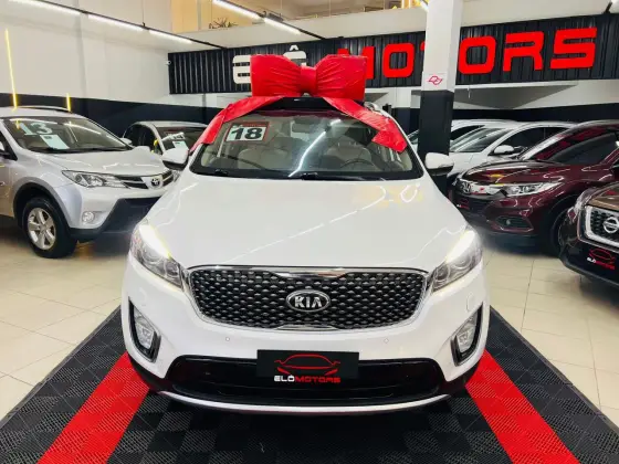 KIA SORENTO 3.3 V6 GASOLINA EX 7L AUTOMATICO KIA SORENTO 3.3 V6 GASOLINA EX 7L AUTOMATICO