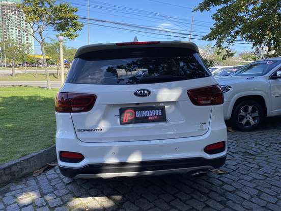 KIA-SORENTO-2018