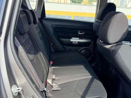 KIA-SOUL-1.6 EX 16V FLEX 4P AUTOMÁTICO KIA-SOUL-2013