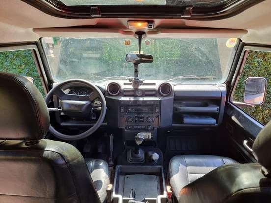 LAND ROVER-DEFENDER-2.4 110 SW 4X4 TURBO DIESEL 4P MANUAL LAND ROVER-DEFENDER-2010