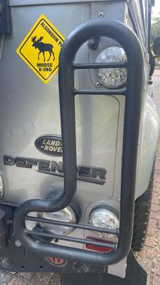 LAND ROVER-DEFENDER-2009