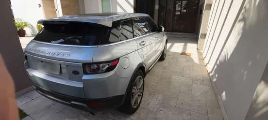 LAND ROVER-RANGE ROVER EVOQUE-2.0 PRESTIGE 4WD 16V GASOLINA 4P AUTOMÁTICO LAND ROVER-RANGE ROVER EVOQUE-2013