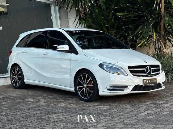 MERCEDES-BENZ B 200 1.6 SPORT TURBO GASOLINA 4P AUTOMÁTICO