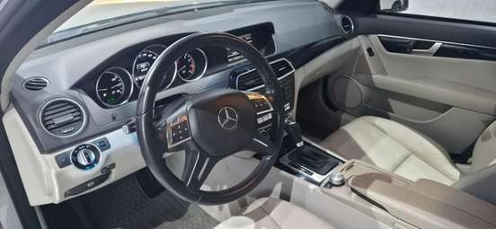 MERCEDES-BENZ-C 180-2012