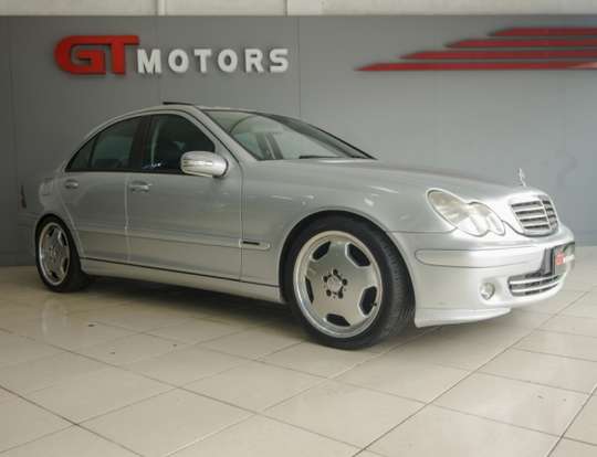 MERCEDES-BENZ-C 180-1.8 16V GASOLINA 4P AUTOMÁTICO MERCEDES-BENZ-C 180-2005