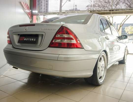 MERCEDES-BENZ-C 180-1.8 16V GASOLINA 4P AUTOMÁTICO MERCEDES-BENZ-C 180-2005