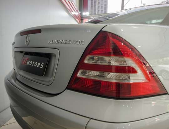MERCEDES-BENZ-C 180-2005
