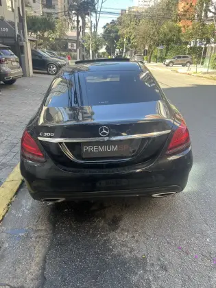 MERCEDES-BENZ C 300 2.0 CGI GASOLINA SPORT 9G-TRONIC