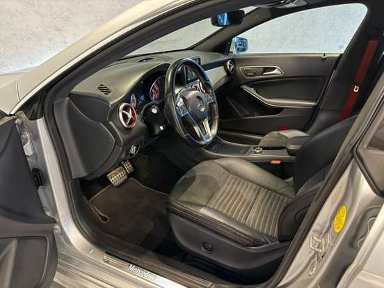 MERCEDES-BENZ-CLA 250-2014