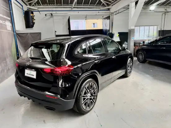 MERCEDES-BENZ-GLA 200-2026