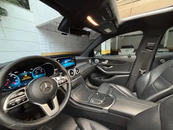 MERCEDES-BENZ-GLC 300-2020
