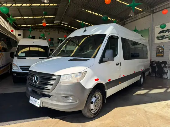 MERCEDES-BENZ SPRINTER 2.2 CDI DIESEL CHASSIS 516 EXTRA LONGO MANUAL MERCEDES-BENZ SPRINTER 2.2 CDI DIESEL CHASSIS 516 EXTRA LONGO MANUAL