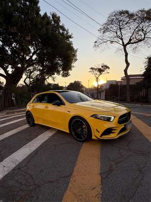MERCEDES-BENZ-A 35 AMG-2019