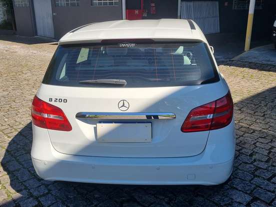 MERCEDES-BENZ-B 200-1.6 TURBO GASOLINA 4P AUTOMÁTICO MERCEDES-BENZ-B 200-2013
