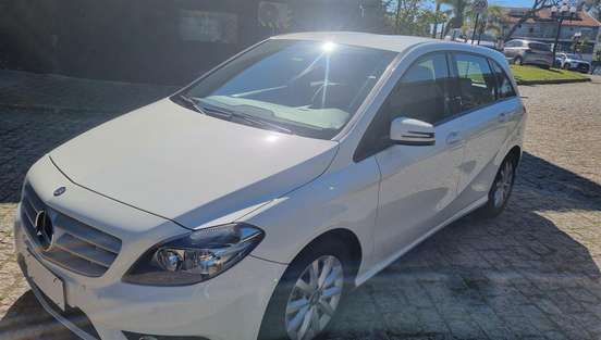 MERCEDES-BENZ-B 200-1.6 TURBO GASOLINA 4P AUTOMÁTICO MERCEDES-BENZ-B 200-2013