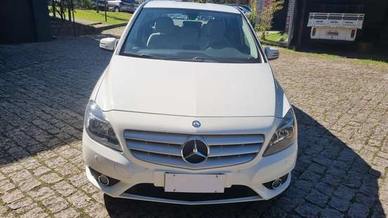 MERCEDES-BENZ-B 200-2013
