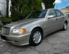 MERCEDES-BENZ C 180 1.8 CLASSIC PLUS GASOLINA 4P AUTOMÁTICO MERCEDES-BENZ C 180 1.8 CLASSIC PLUS GASOLINA 4P AUTOMÁTICO