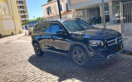 MERCEDES-BENZ-GLB 200-2021