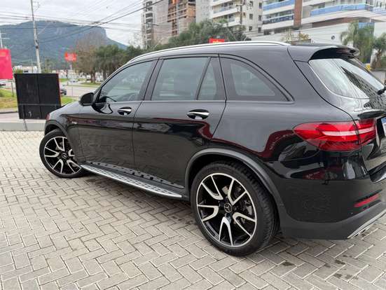 MERCEDES-BENZ-GLC 43 AMG-2019