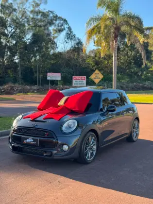 MINI COOPER 2.0 S EXCLUSIVE 16V TURBO GASOLINA 2P MANUAL