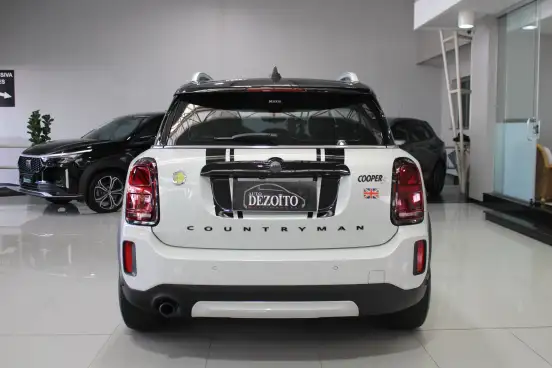 MINI-COUNTRYMAN-2022