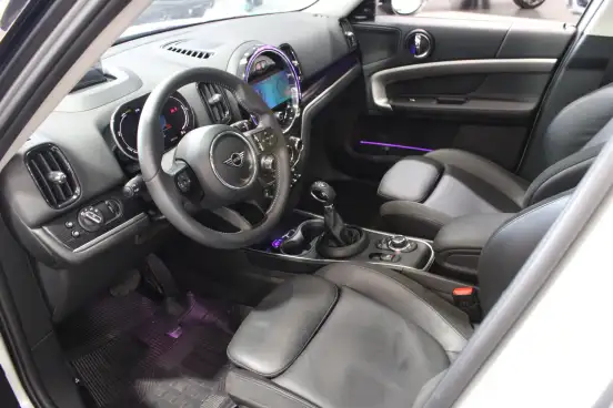 MINI-COUNTRYMAN-2022