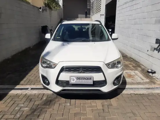 MITSUBISHI-ASX-2015