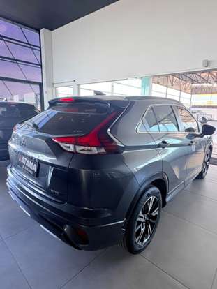 MITSUBISHI-ECLIPSE CROSS-1.5 MIVEC TURBO GASOLINA HPE-S CVT MITSUBISHI-ECLIPSE CROSS-2024