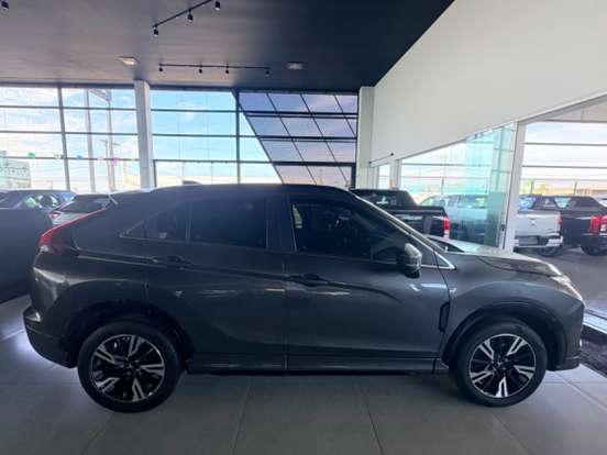 MITSUBISHI-ECLIPSE CROSS-2024
