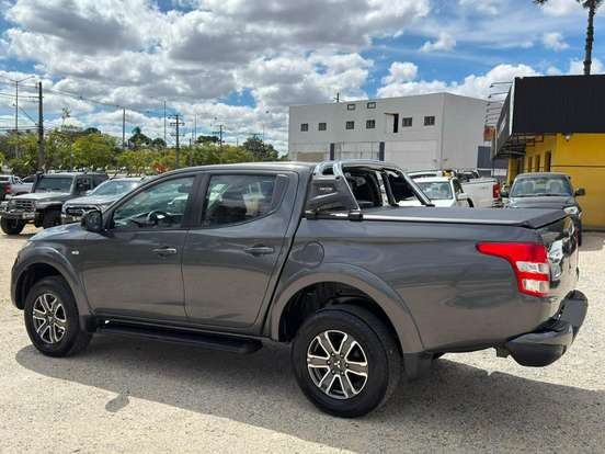 MITSUBISHI-L200 TRITON-2020