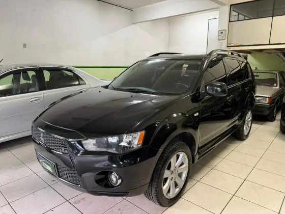 MITSUBISHI OUTLANDER 2.0 16V GASOLINA 4P AUTOMÁTICO MITSUBISHI OUTLANDER 2.0 16V GASOLINA 4P AUTOMÁTICO