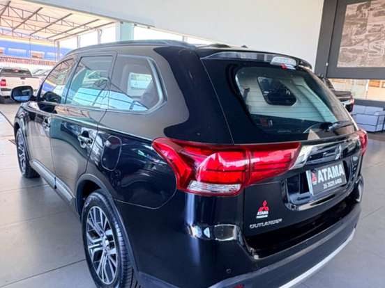 MITSUBISHI-OUTLANDER-2.0 16V GASOLINA 4P AUTOMÁTICO MITSUBISHI-OUTLANDER-2016