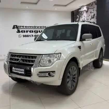 MITSUBISHI PAJERO FULL 3.2 HPE 4X4 16V TURBO INTERCOOLER DIESEL 4P AUTOMÁTICO MITSUBISHI PAJERO FULL 3.2 HPE 4X4 16V TURBO INTERCOOLER DIESEL 4P AUTOMÁTICO