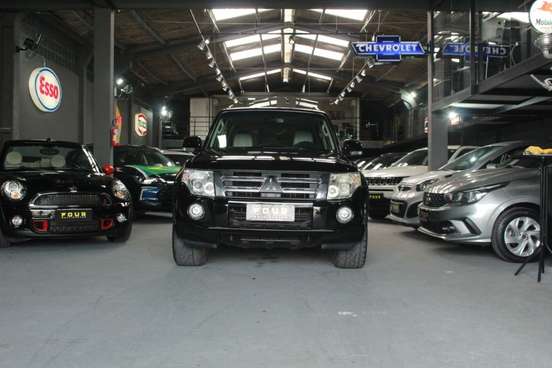 MITSUBISHI-PAJERO FULL-2013