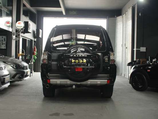 MITSUBISHI-PAJERO FULL-3.2 HPE 4X4 16V TURBO INTERCOOLER DIESEL 4P AUTOMÁTICO MITSUBISHI-PAJERO FULL-2013