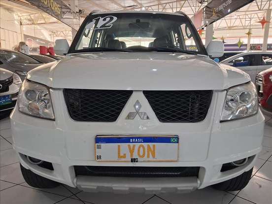 MITSUBISHI-PAJERO TR4-2.0 4X2 16V 140CV FLEX 4P AUTOMÁTICO MITSUBISHI-PAJERO TR4-2012