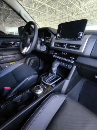 MITSUBISHI-TRITON-2.4 BITURBO DIESEL CD HPE-S 4X4 AUTOMÁTICO MITSUBISHI-TRITON-2025