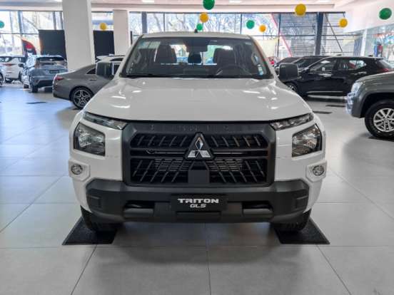 MITSUBISHI-TRITON-2.4 BITURBO DIESEL CD GLS 4X4 AUTOMÁTICO MITSUBISHI-TRITON-2026
