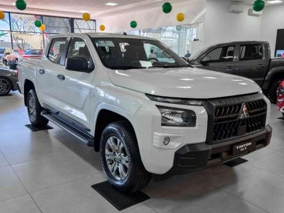 MITSUBISHI-TRITON-2.4 BITURBO DIESEL CD GLS 4X4 AUTOMÁTICO MITSUBISHI-TRITON-2026
